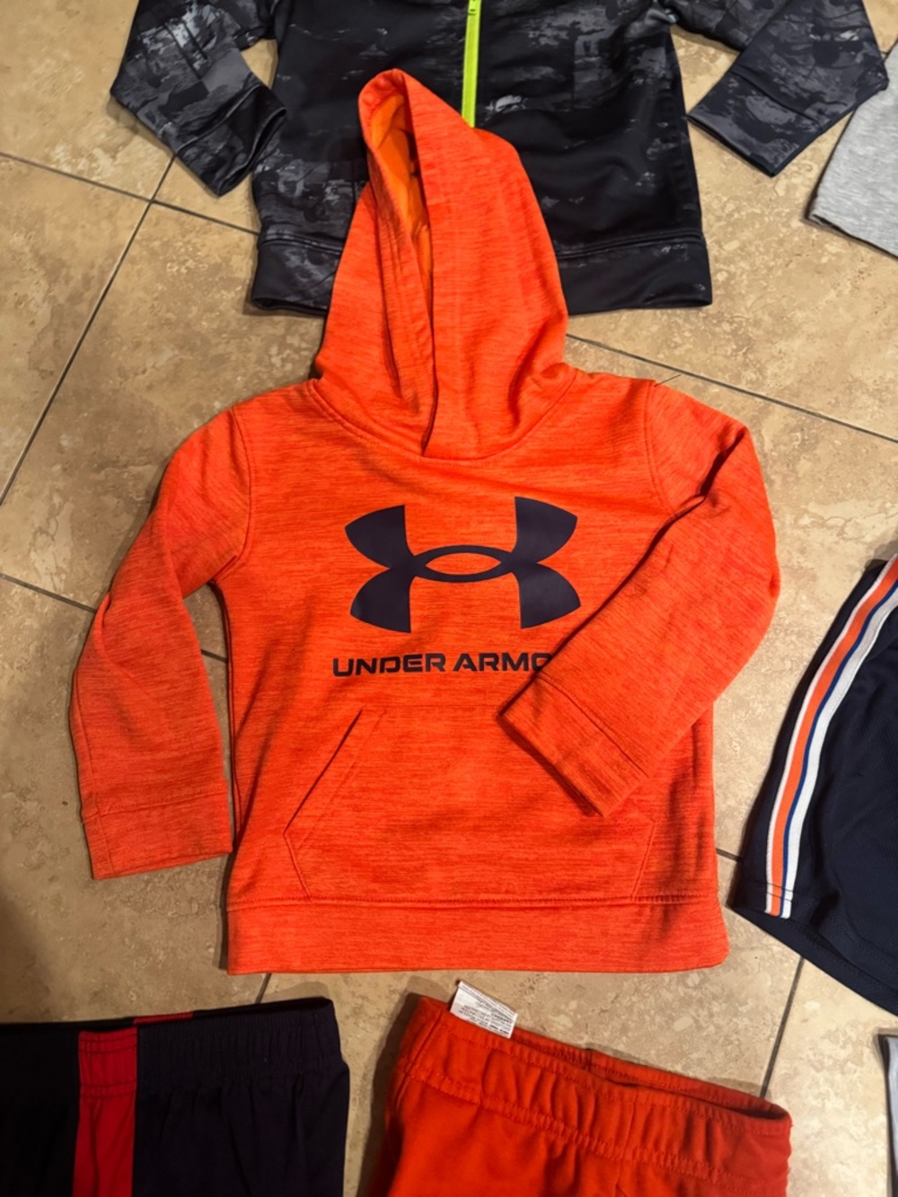 Mixed Kids Athletic Clothing Lot - Under Armour, Nike, Champion Logos kids lot - Picture 4 of 5